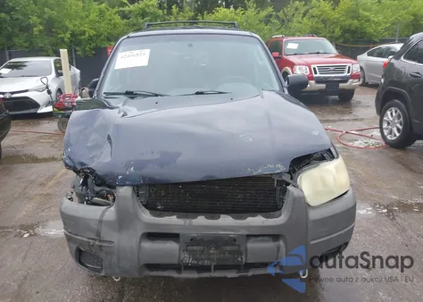 2004 Ford Escape Xls z USA, uszkodzony, nr VIN 1FMYU92104DA07171